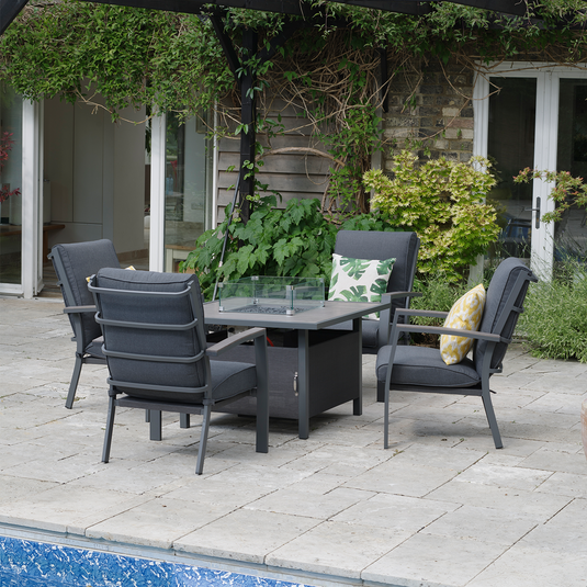 LG Outdoor Milano Relaxer Firepit Set