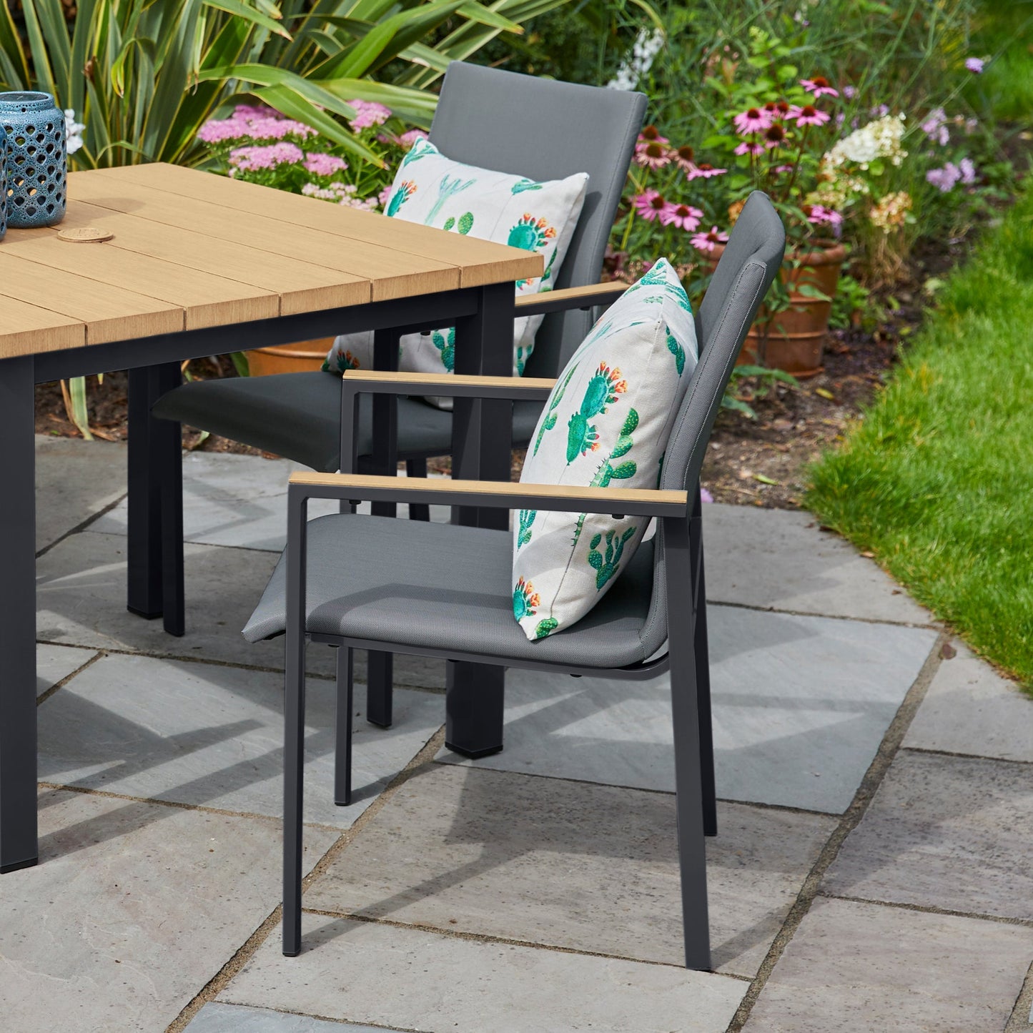 LG Outdoor Stockholm Upholstered Sling Chair
