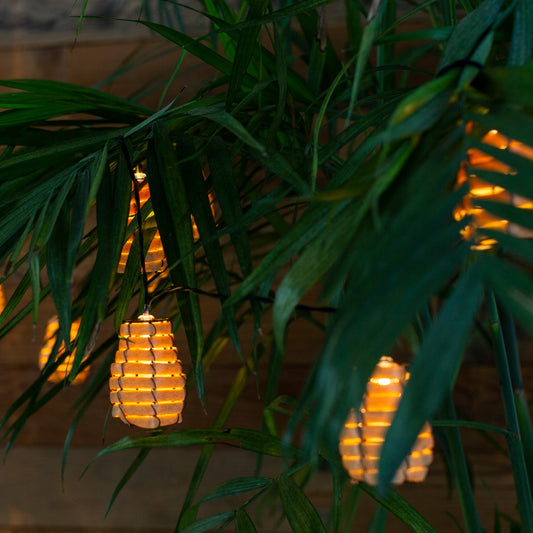 10-tan-rattan-lantern-lights